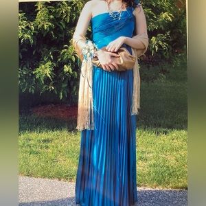 La Femme teal prom dress
